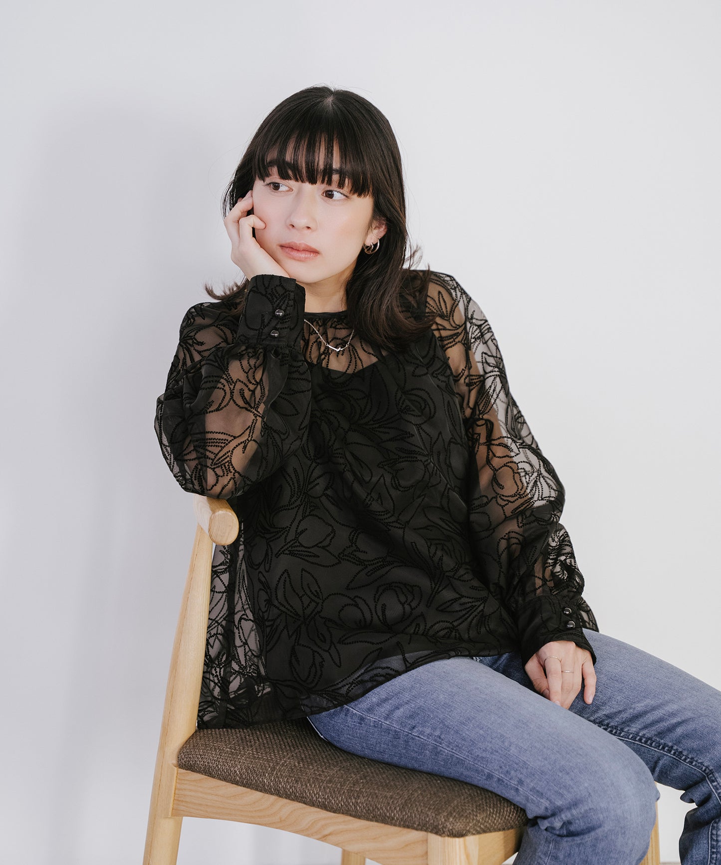 シアーフロッキーブラウス