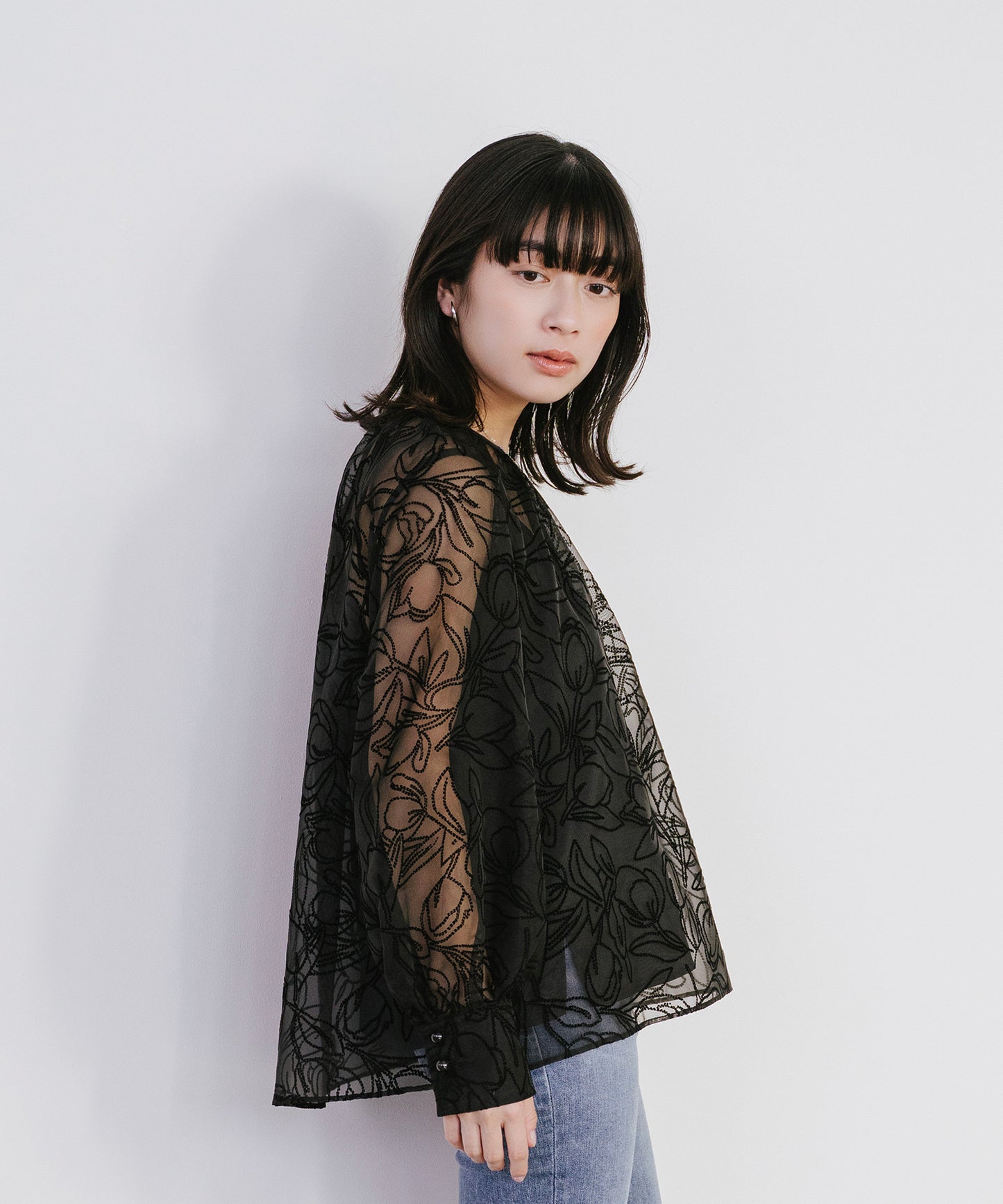 シアーフロッキーブラウス