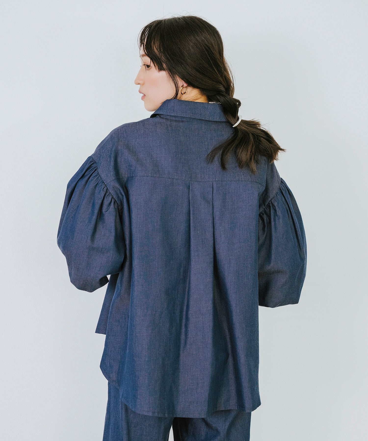 SET UP対応】ボリュームスリーブデニムシャツ – Sirin Online Store