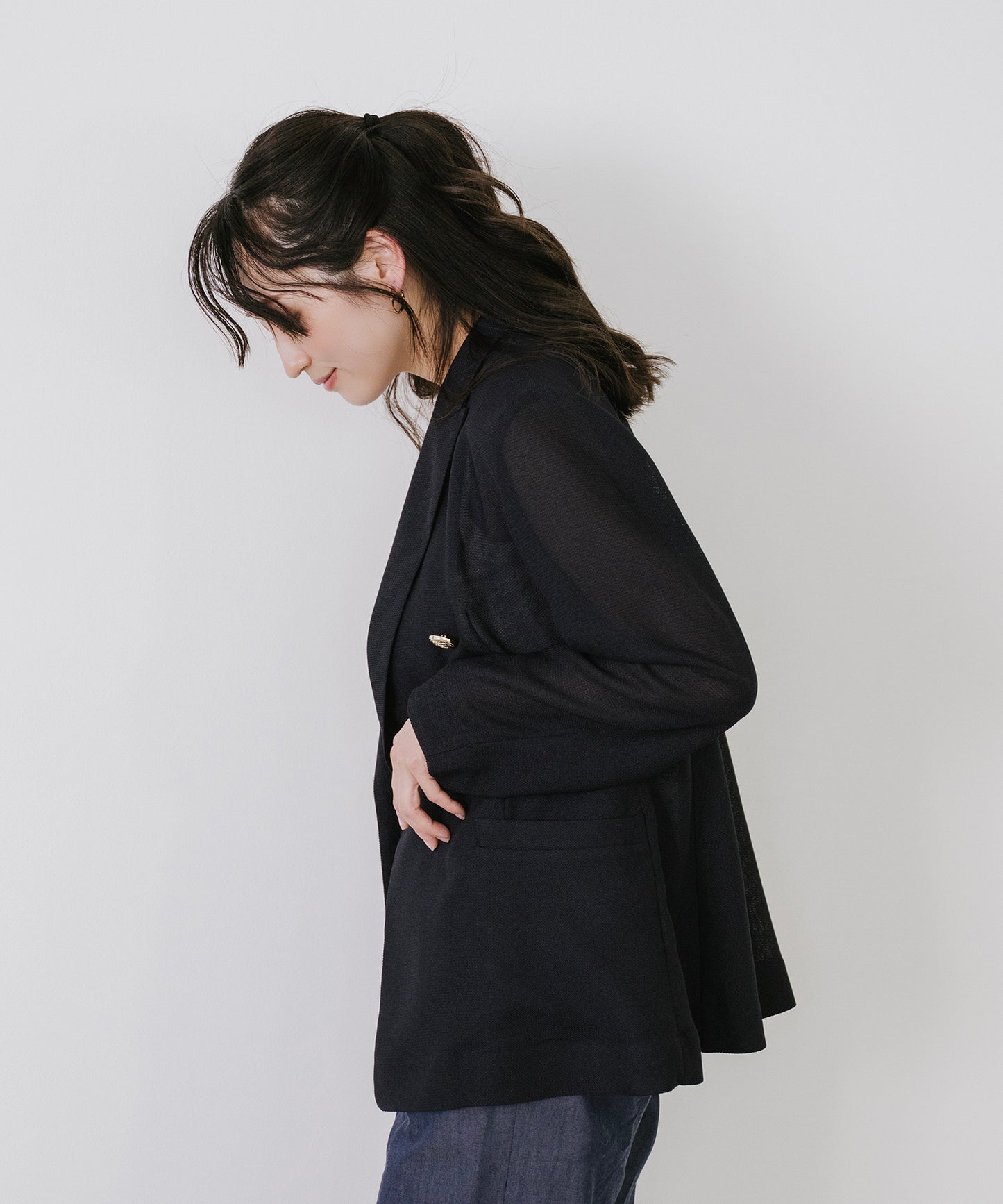 ゴールドボタンメッシュジャケット