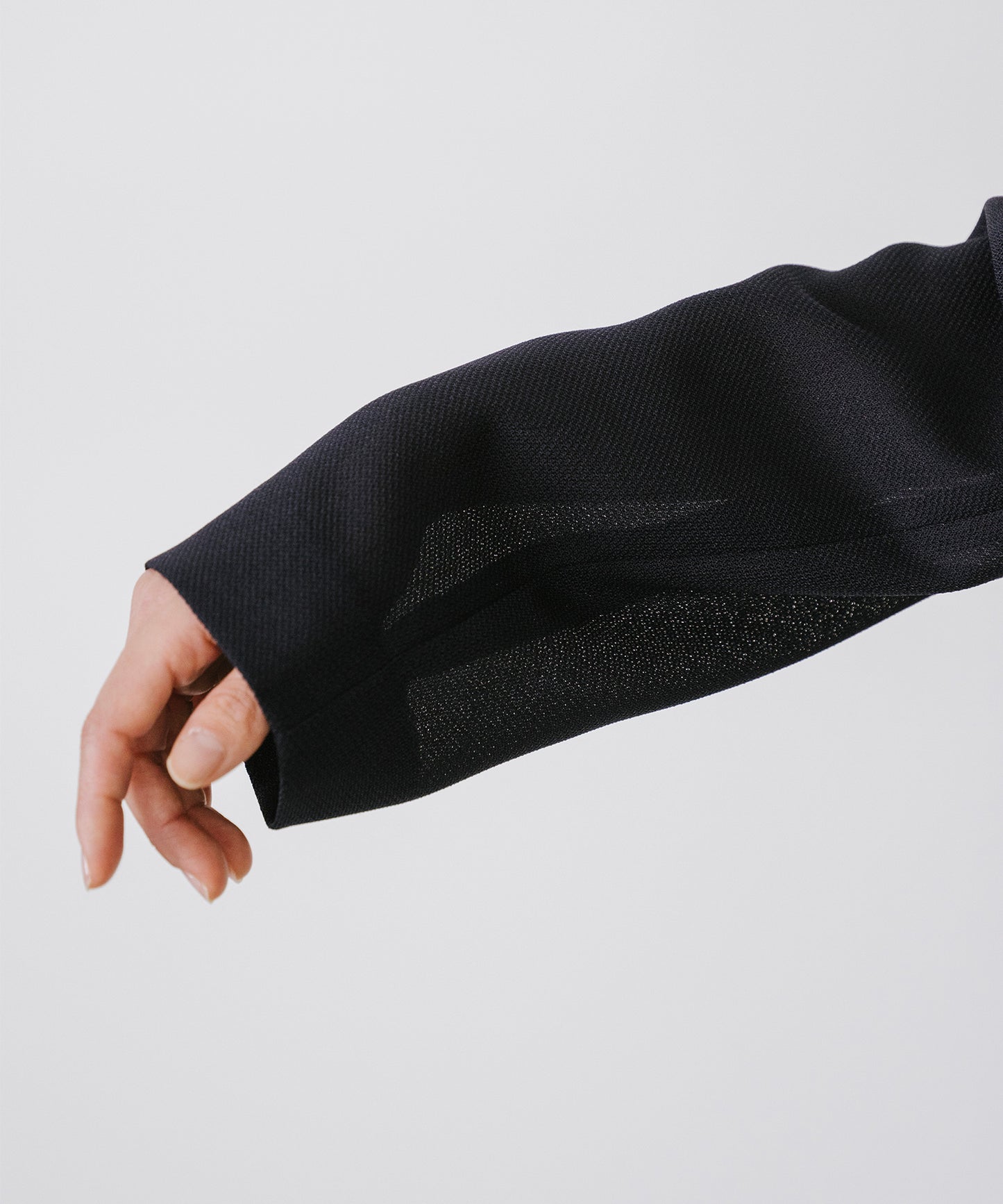 ゴールドボタンメッシュジャケット