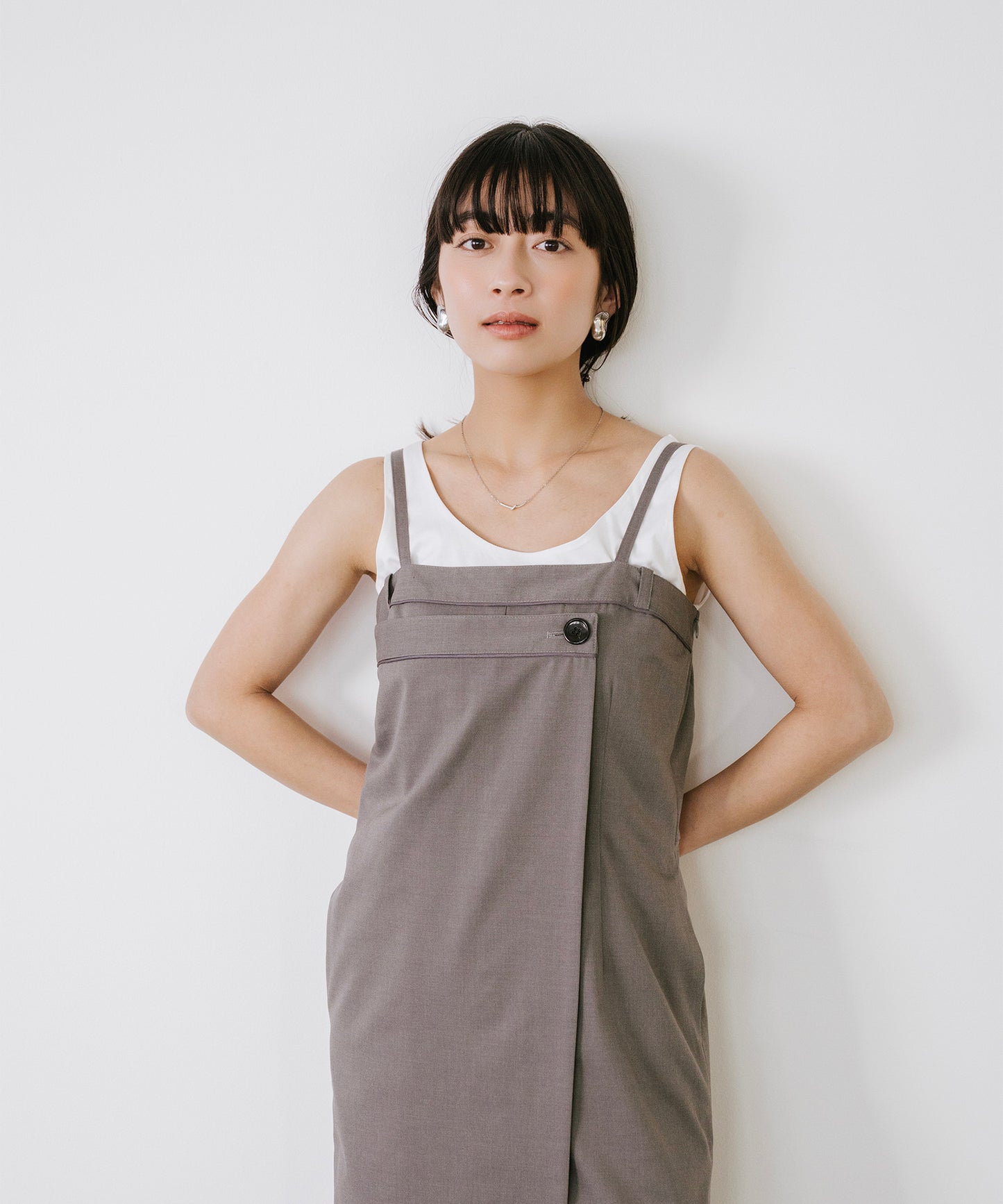 TRストレッチラップロンパース