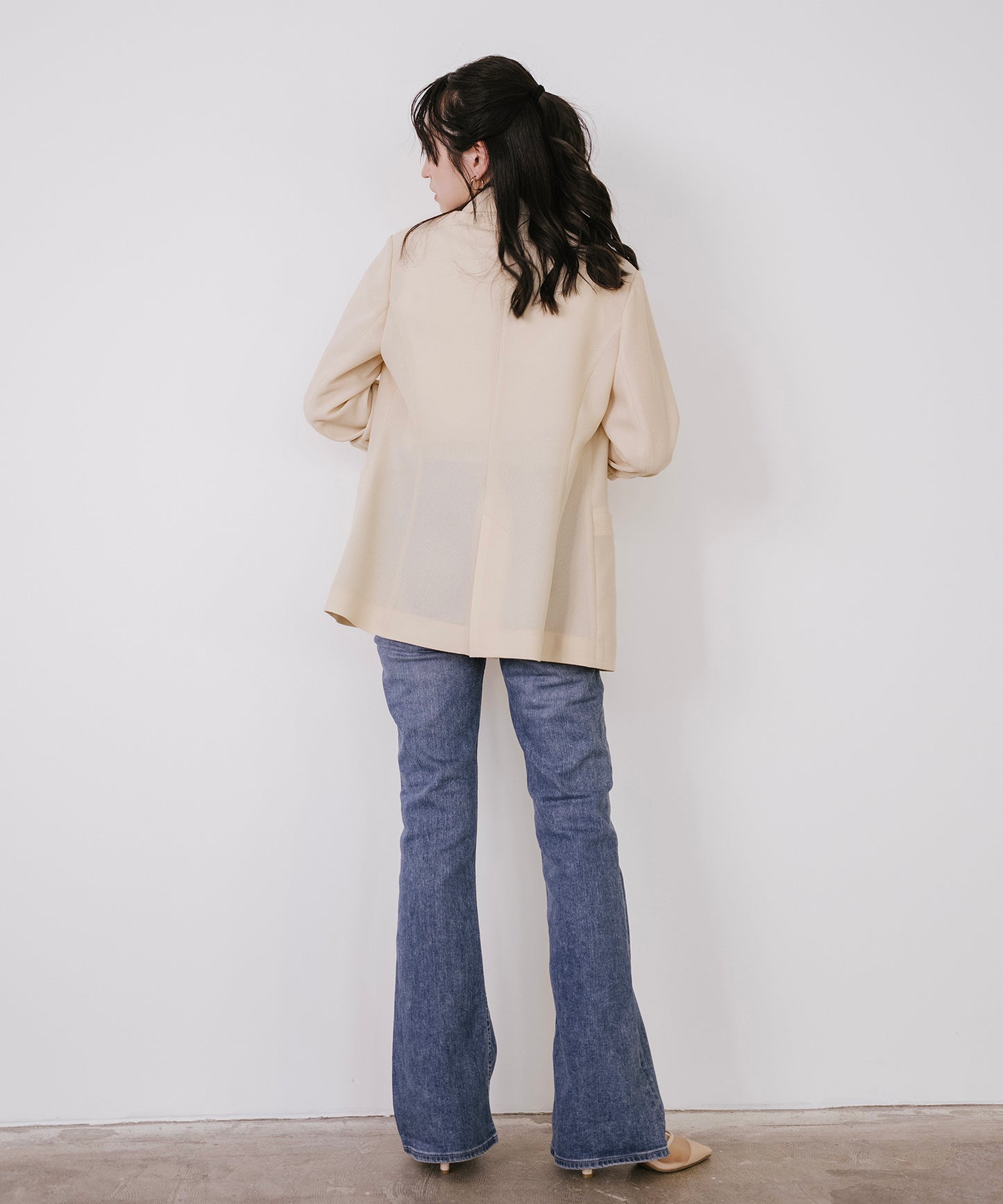 ゴールドボタンメッシュジャケット