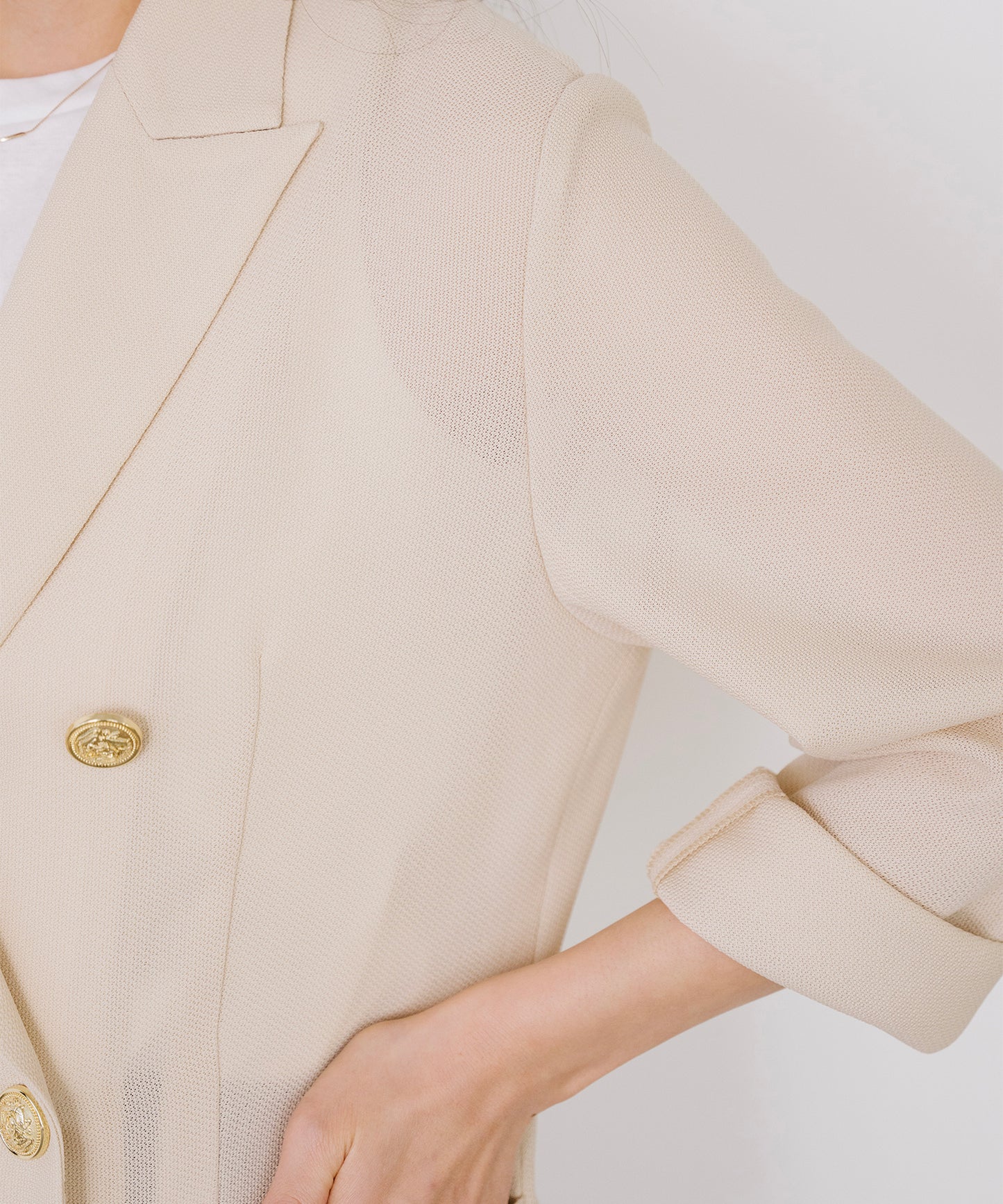 ゴールドボタンメッシュジャケット