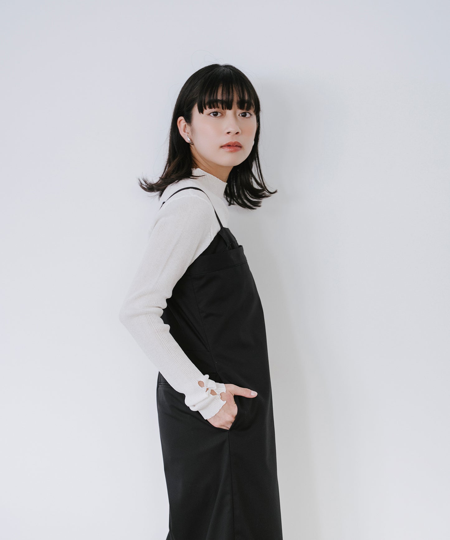 TRストレッチラップロンパース