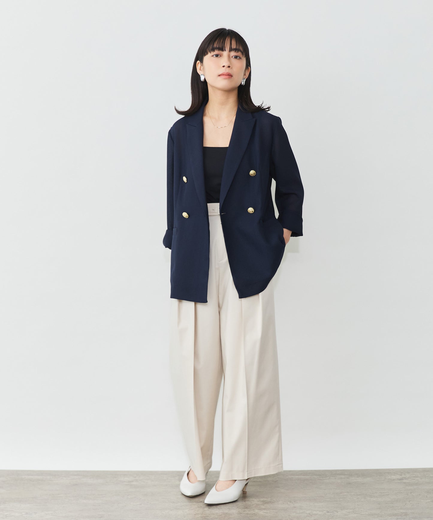 ゴールドボタンメッシュジャケット