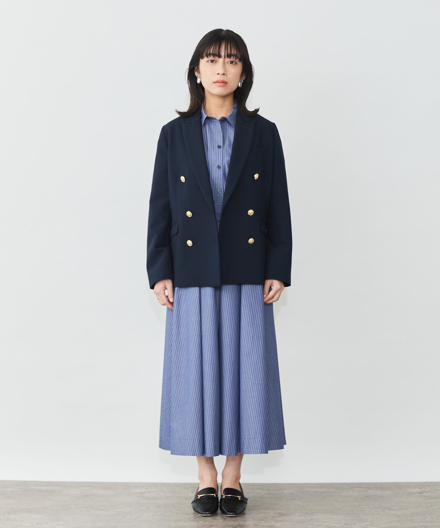 ゴールドボタンメッシュジャケット