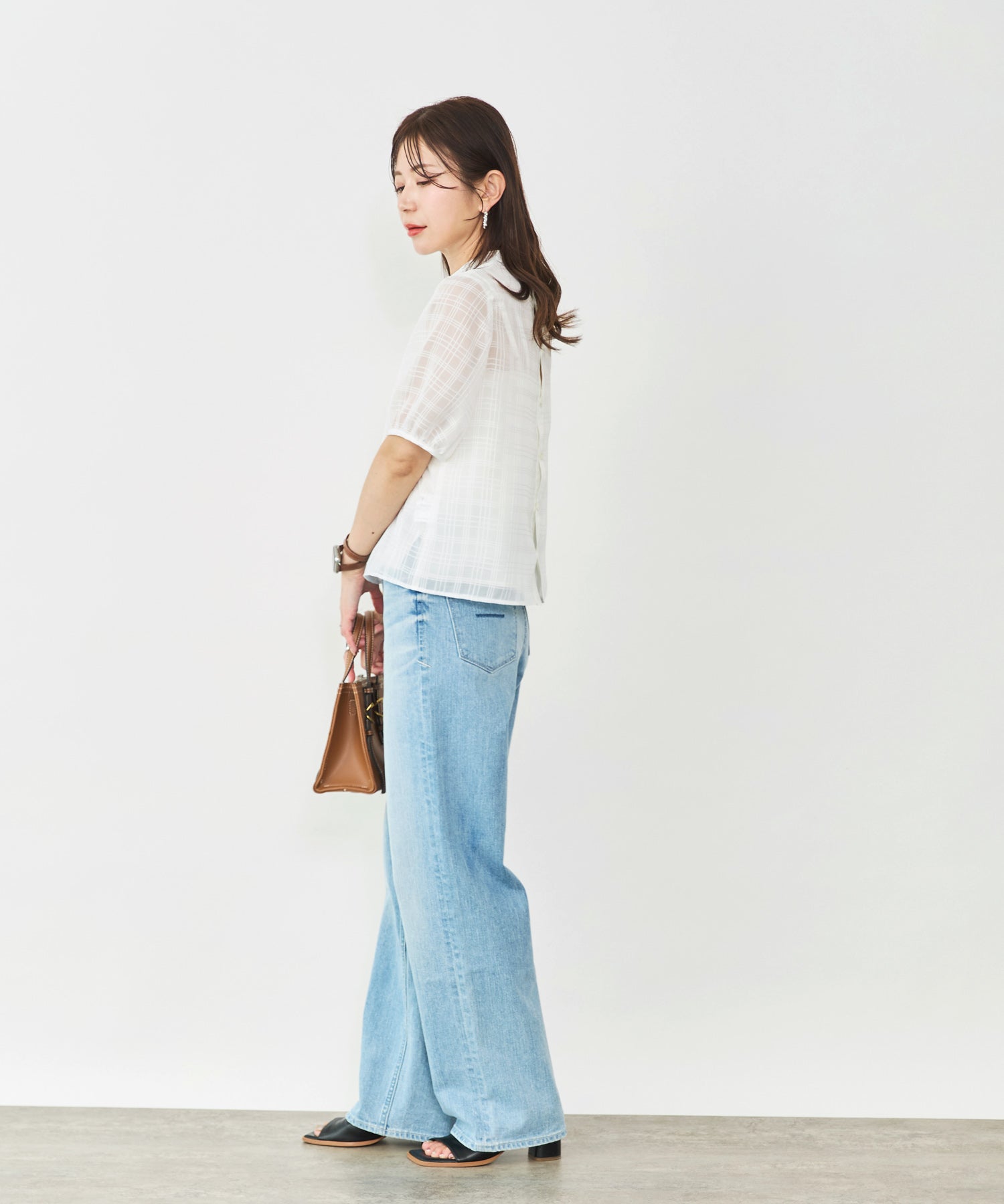 シアーチェック半袖ブラウス – Sirin Online Store