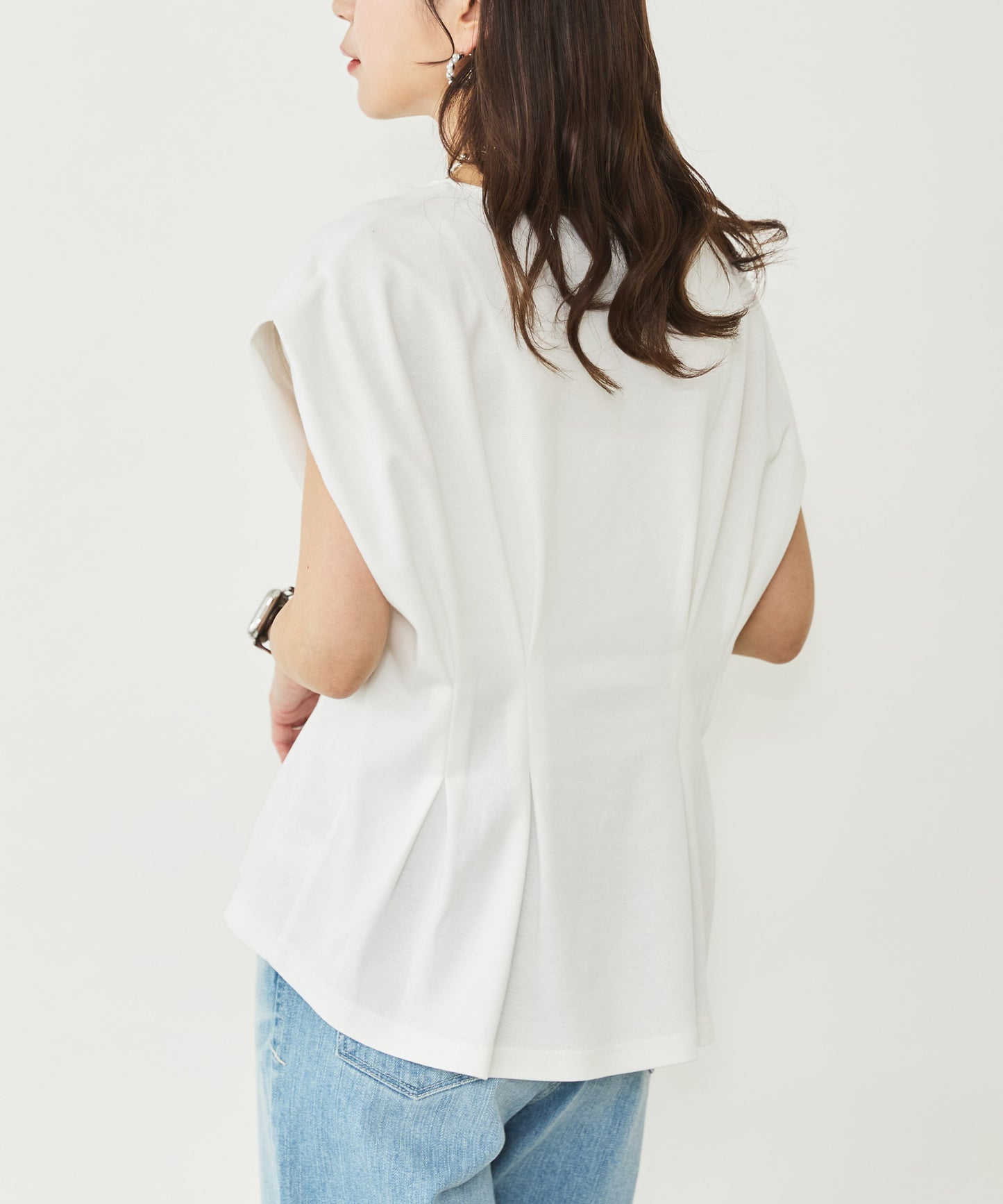 デザインタックTシャツ