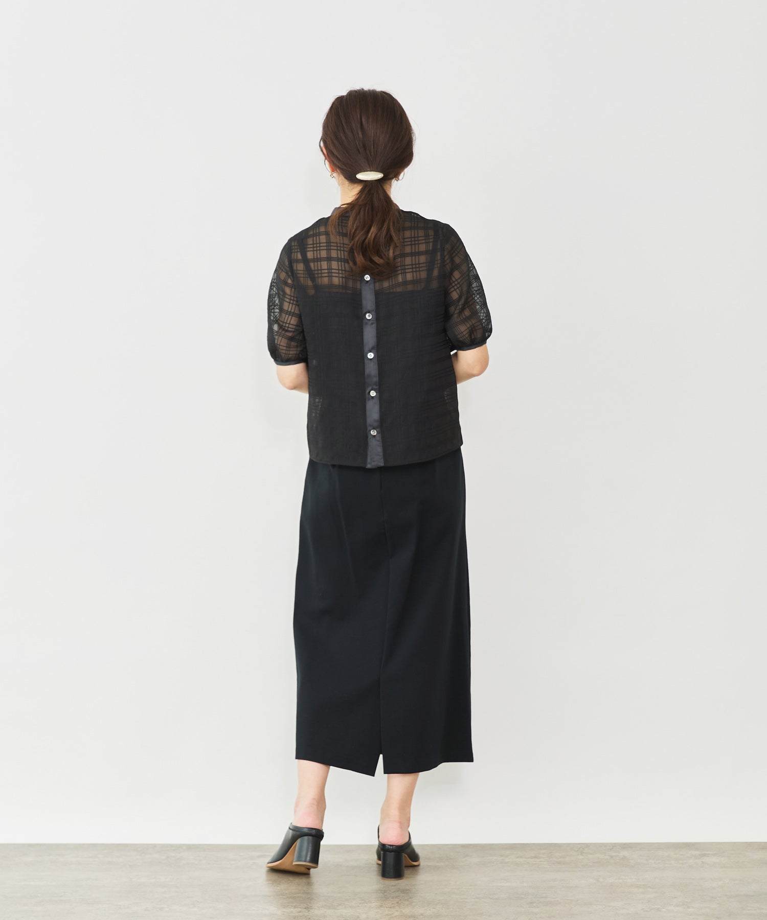 シアーチェック半袖ブラウス – Sirin Online Store