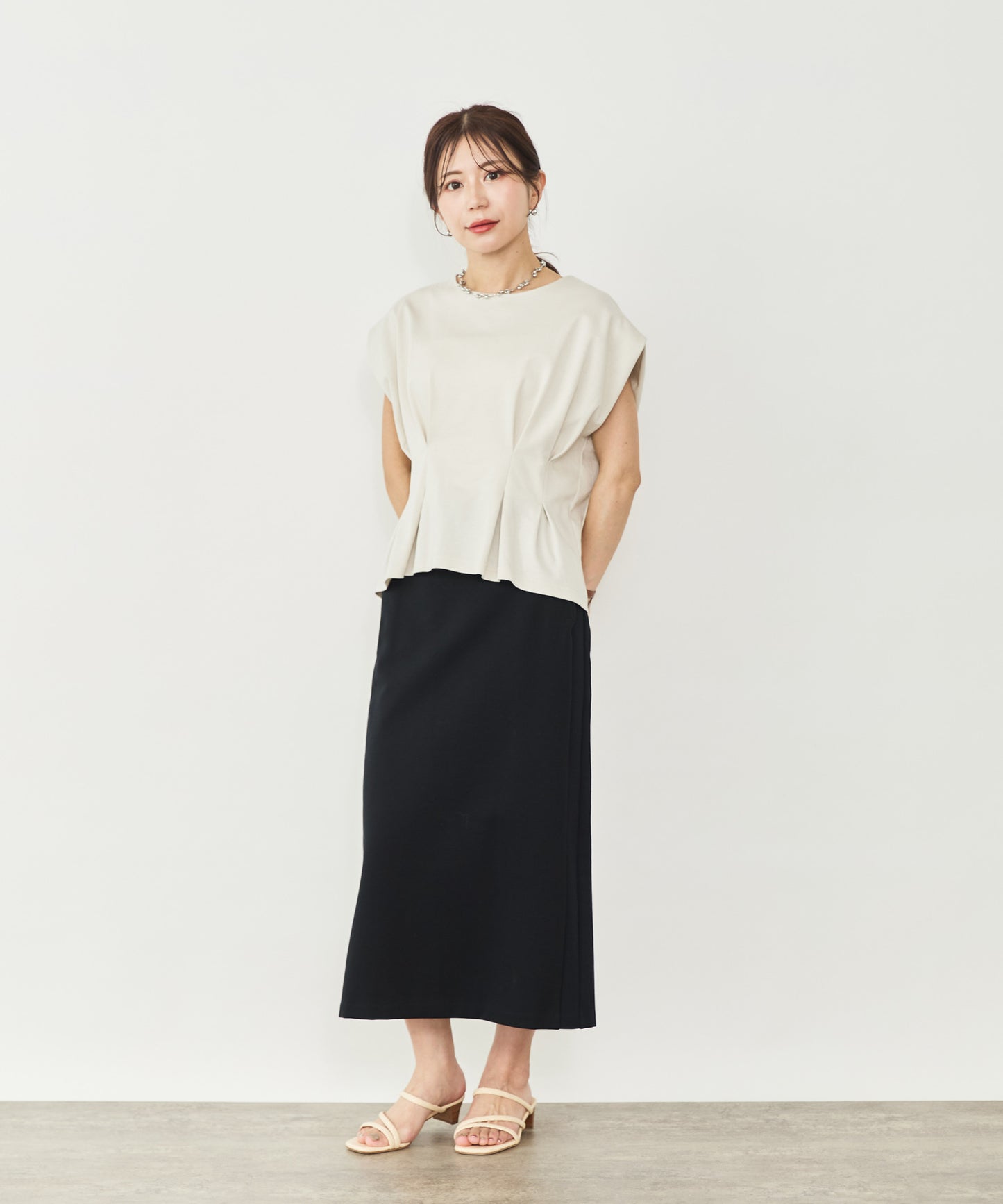 デザインタックTシャツ