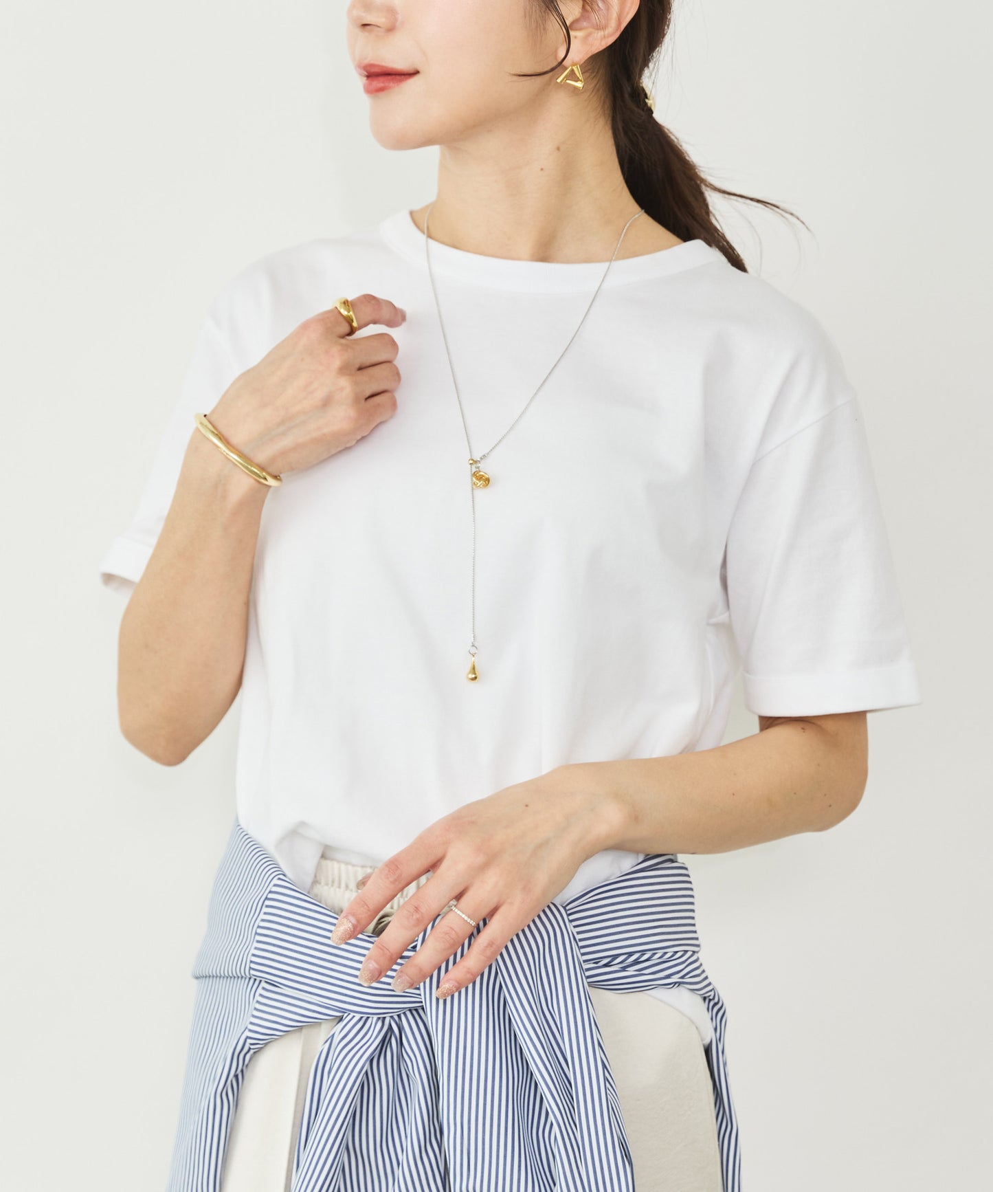 バックデザインTシャツ