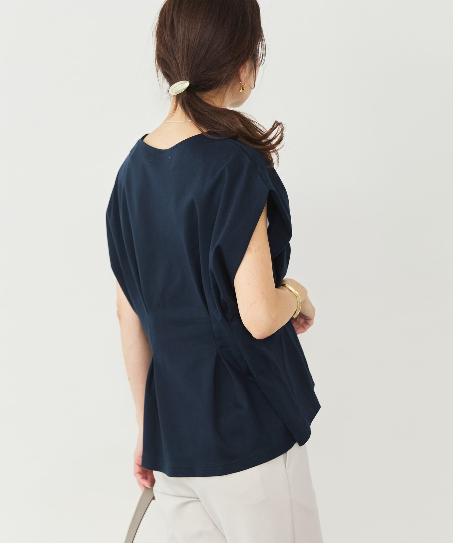 デザインタックTシャツ