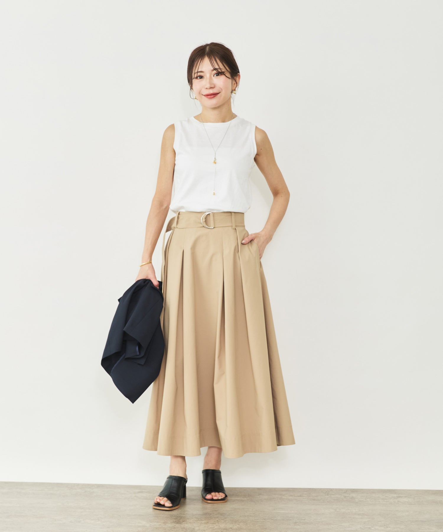 ウエストベルトタックスカート – Sirin Online Store