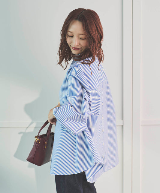 バックボタンオーバーシャツ