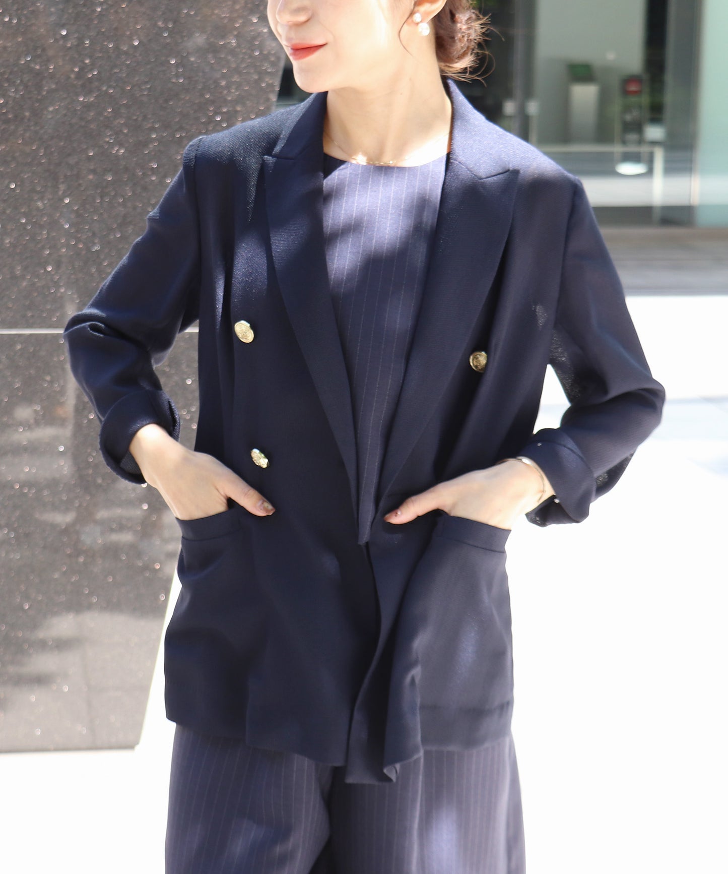 ゴールドボタンメッシュジャケット