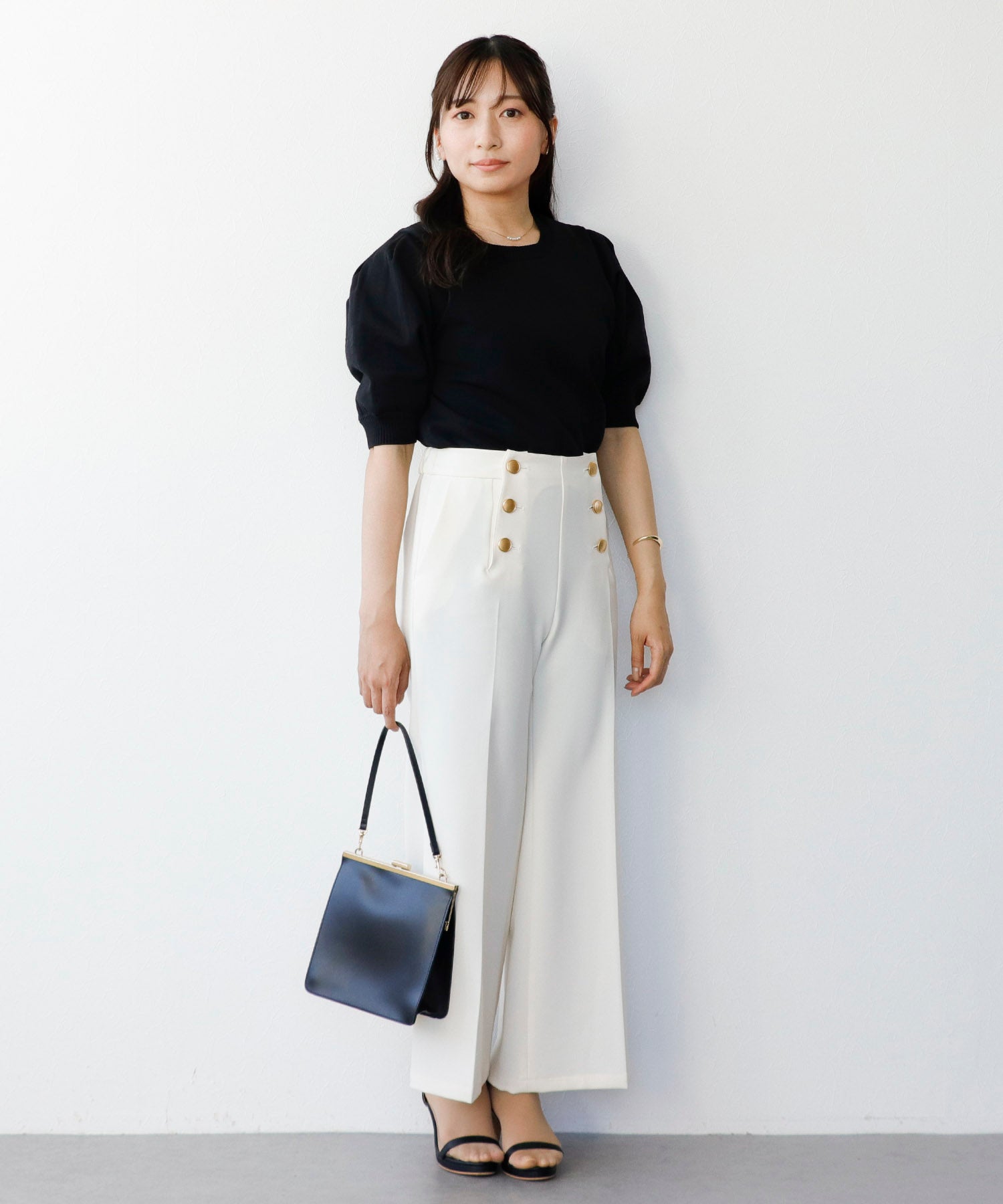 ブラック 154cm/Fサイズ着用