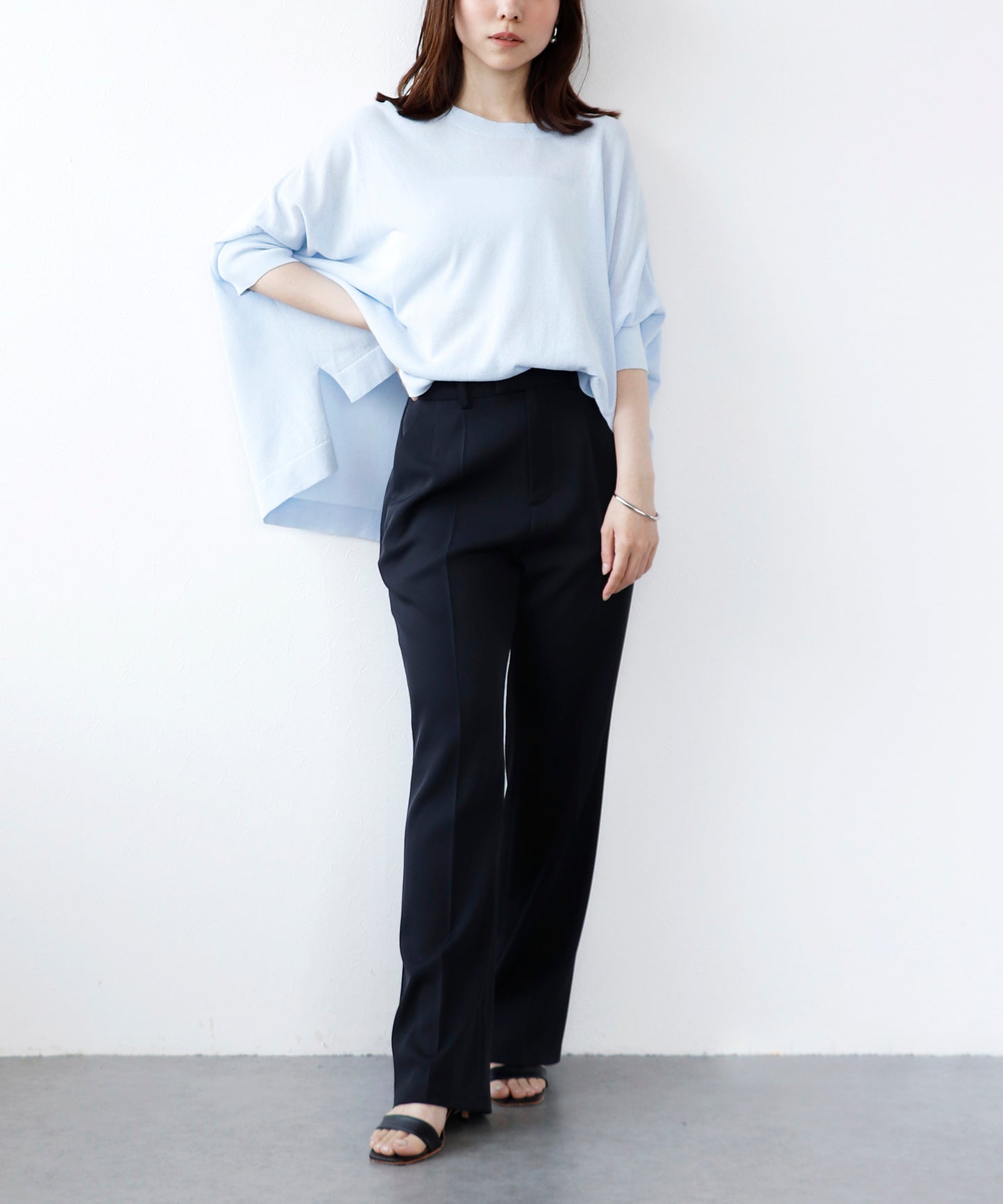 【6/5(金)～PRE ORDER開始】美脚センターシームセミフレアパンツ